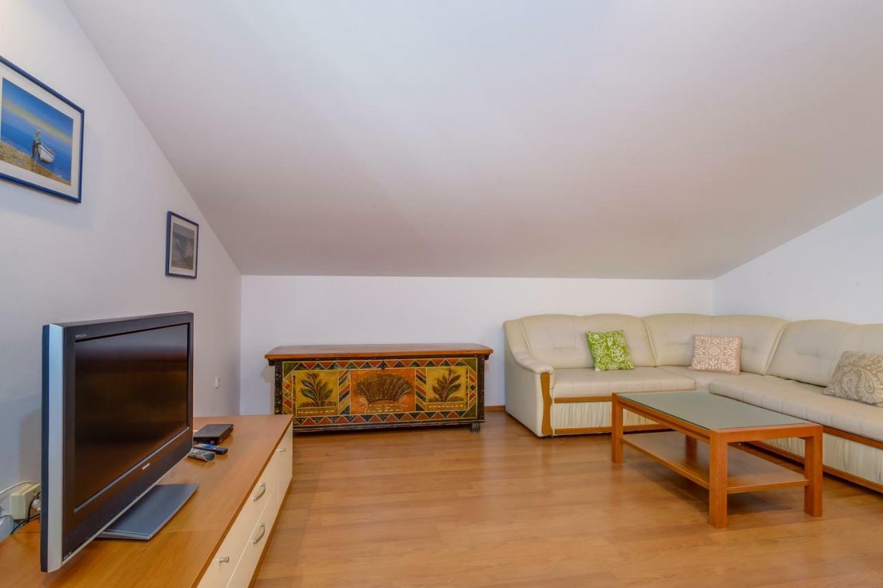 Apartman Anamarija Mali Losinj Exterior photo