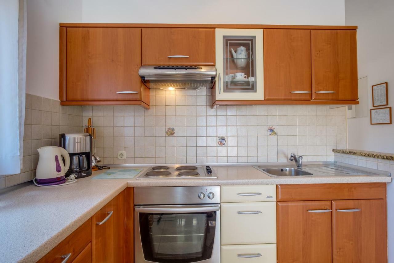 Apartman Anamarija Mali Losinj Exterior photo